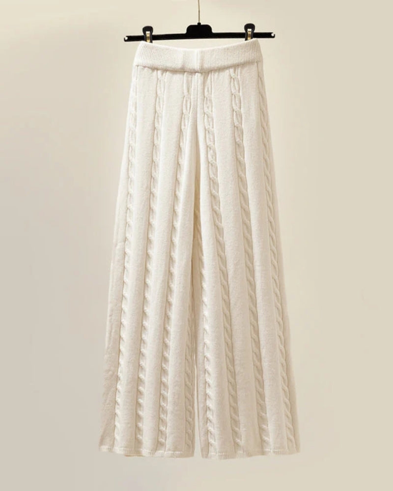 3-teiliges Winterset für Damen - Pullover, Hose und Weste