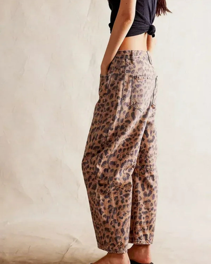 Baggy Jeans Damen – Weite Barrel Jeans mit Animal Print und hoher Taille für den Winter