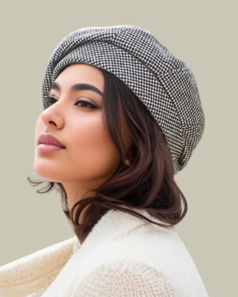 Baskenmütze für Damen – Klassische Mütze mit rundem Kopf und glatter Oberfläche