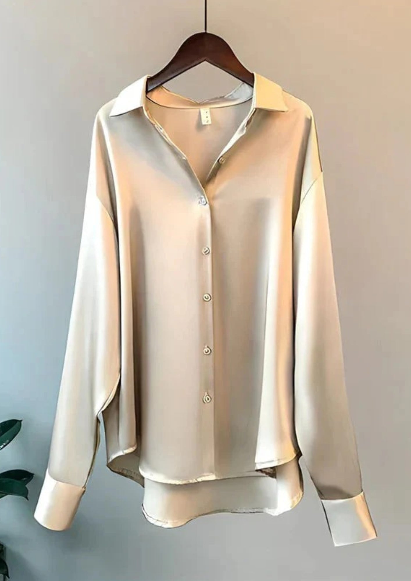 Bluse mit klassischem Kragen – Locker geschnittene Bluse für Alltag und Büro