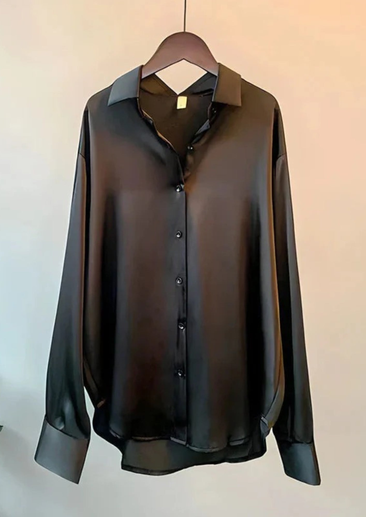 Bluse mit klassischem Kragen – Locker geschnittene Bluse für Alltag und Büro