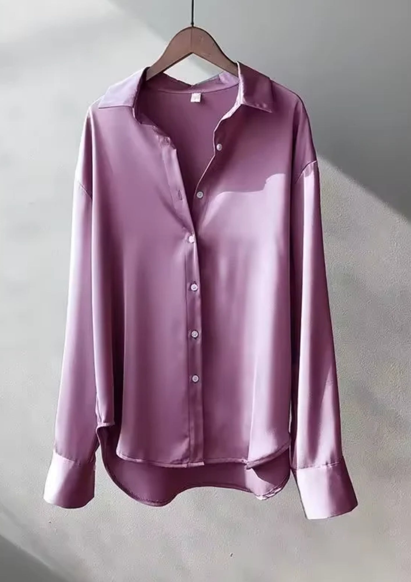 Bluse mit klassischem Kragen – Locker geschnittene Bluse für Alltag und Büro