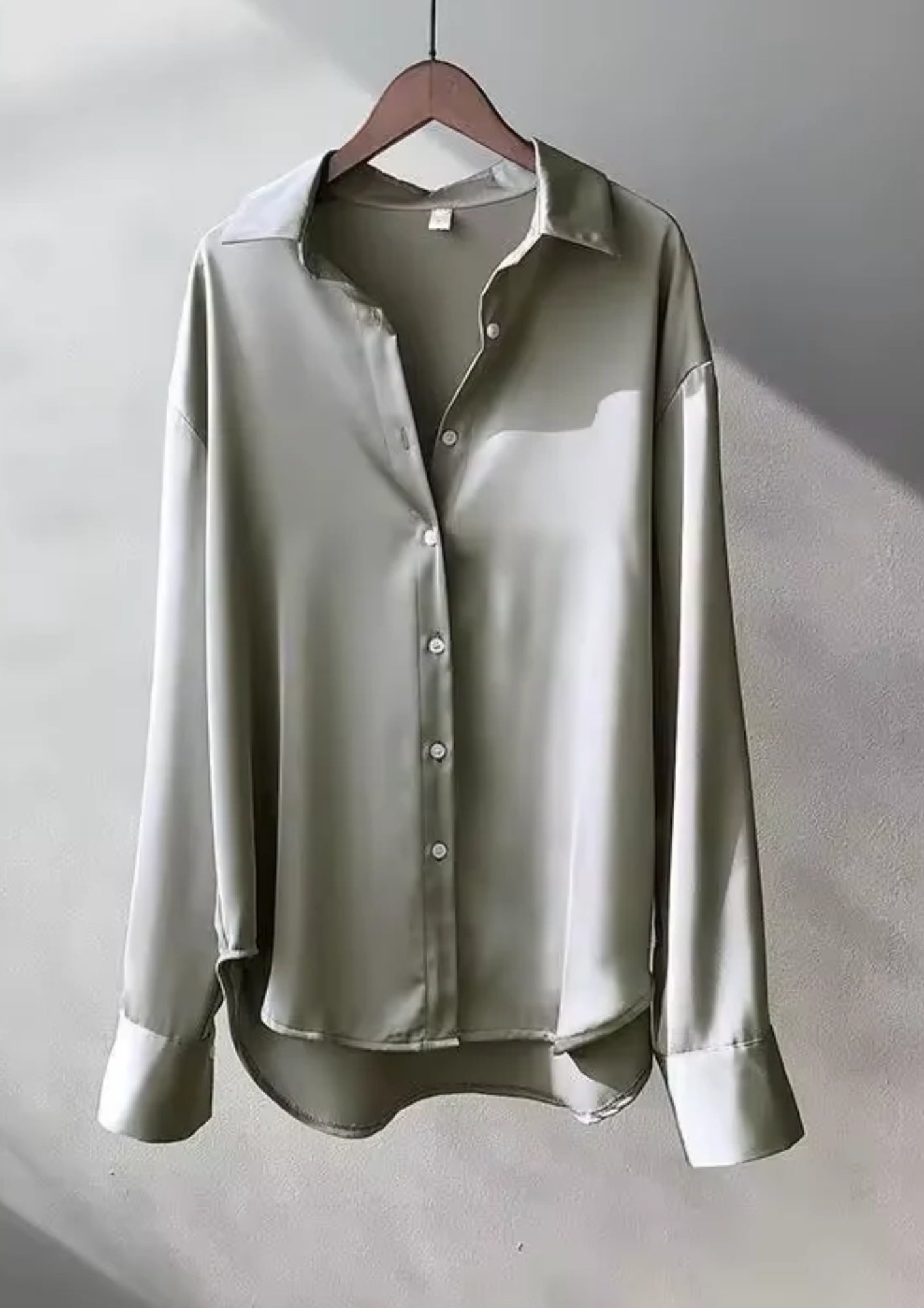 Bluse mit klassischem Kragen – Locker geschnittene Bluse für Alltag und Büro