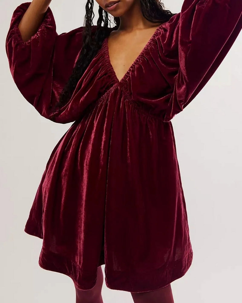 Damen-Minikleid – Kurz, langärmlig, geschlossen