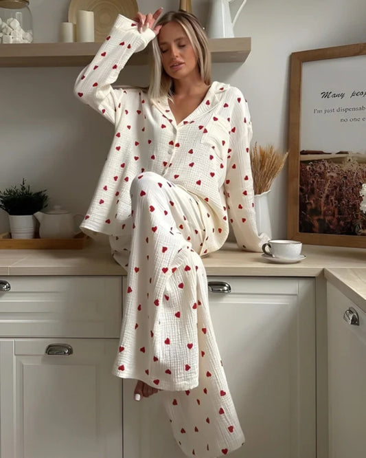 Damen-Pyjama-Set - Kuschelige zweiteilige Nachtwäsche mit Herz-Muster