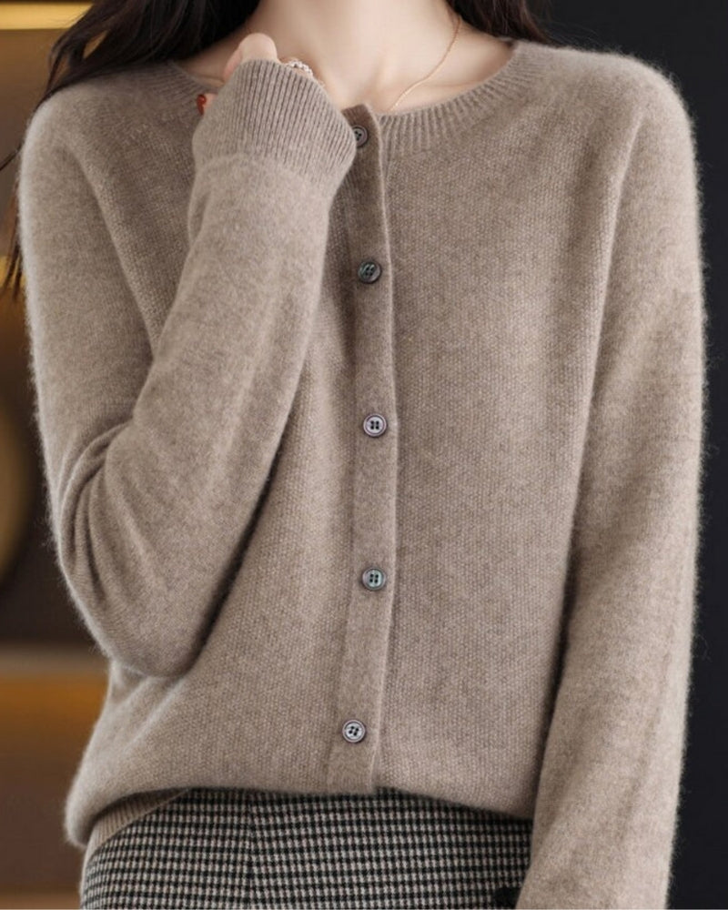 Damen-Strickjacke mit O-Ausschnitt – Weicher Strick mit Knopfleiste