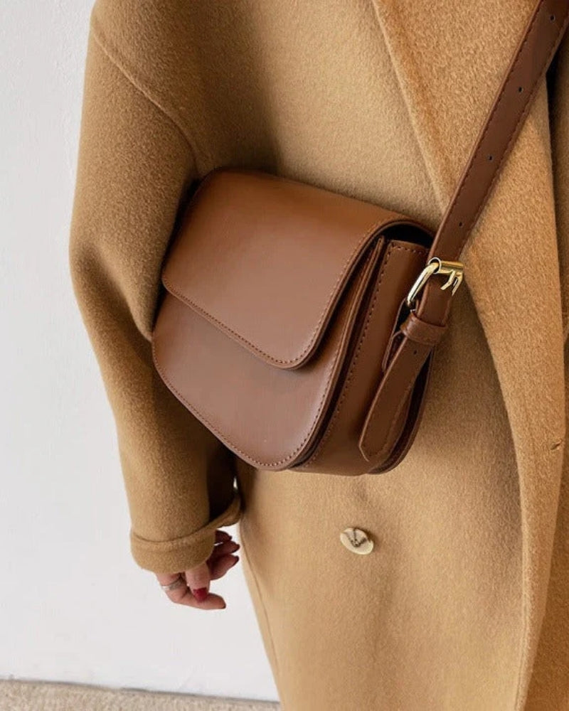 Damen-Umhängetasche - Minimalistisches Design mit verstellbarem Riemen