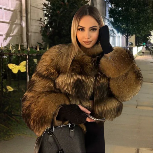 Damen Winterjacke – Moderne Kurze Daunenjacke mit Kunstfelldesign