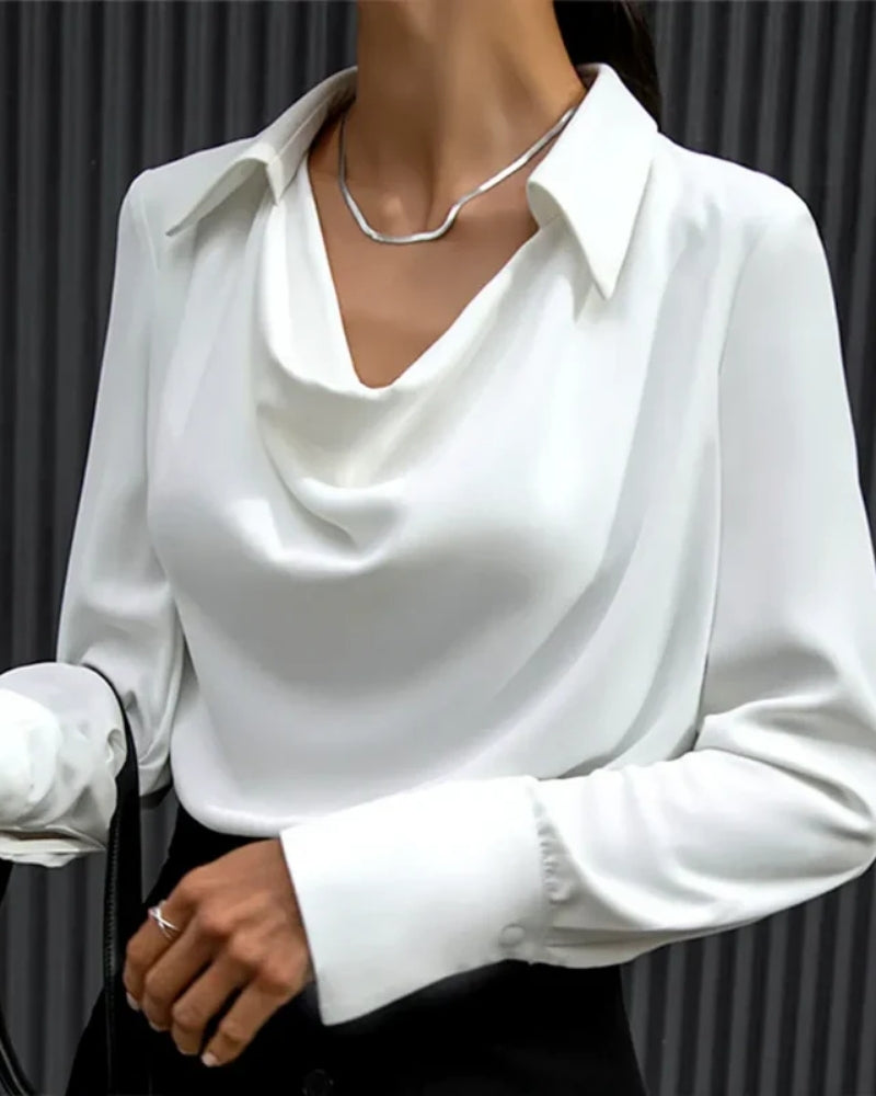 Damenbluse - klassischer Stil mit Wasserfallkragen