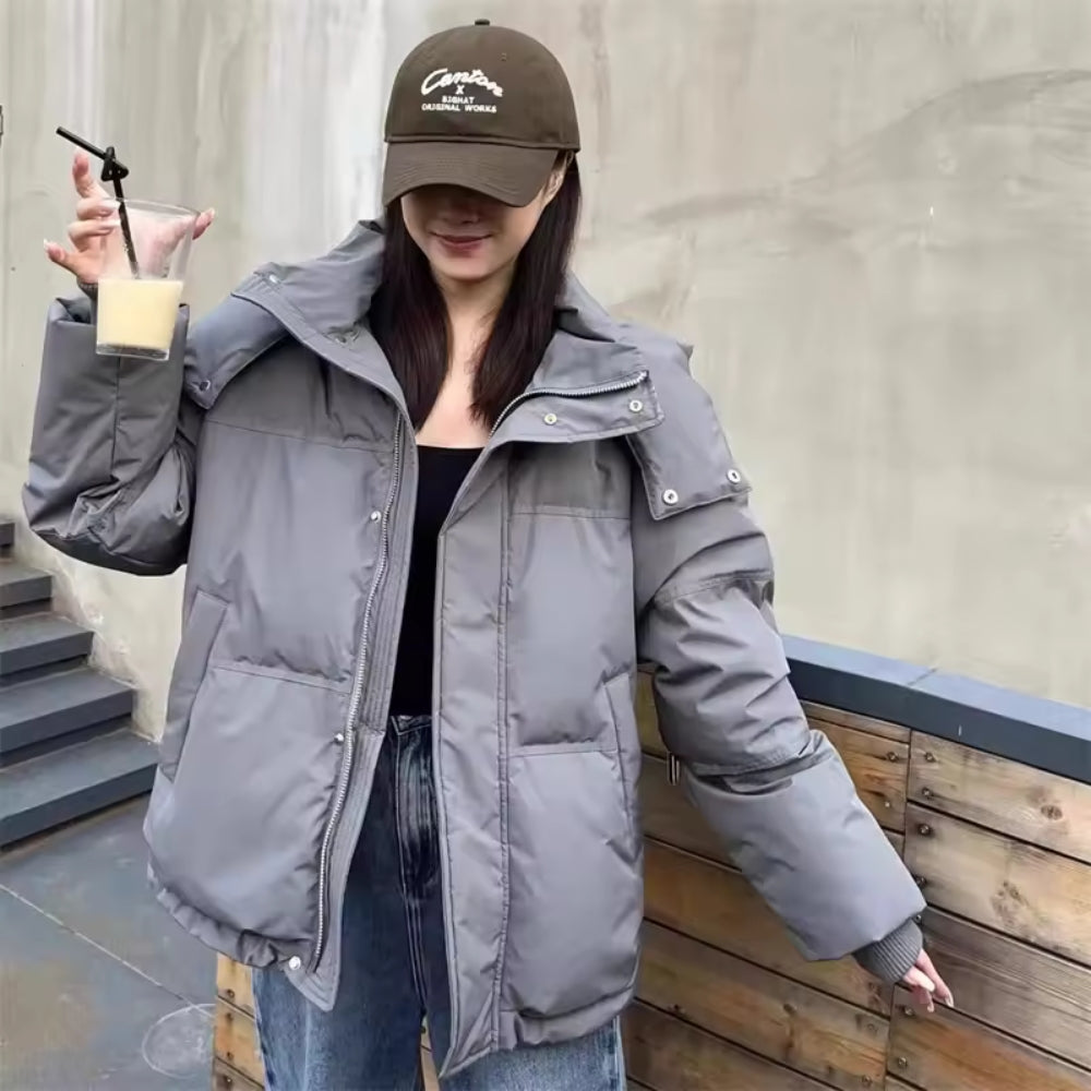 Dick gefütterte Damen-Winterjacke - klassisch mit Reißverschluss zu tragen