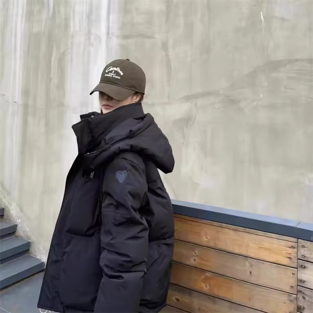 Dick gefütterte Damen-Winterjacke - klassisch mit Reißverschluss zu tragen