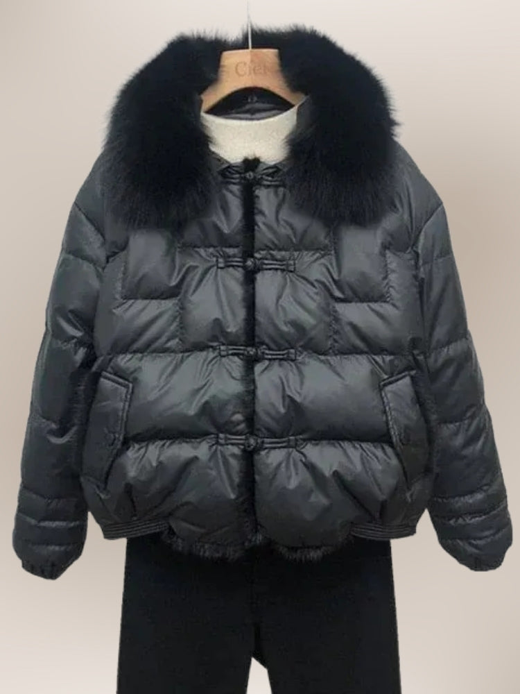 Gesteppte Puffer-Winterjacke – Glänzende Damenjacke mit Fellkragen