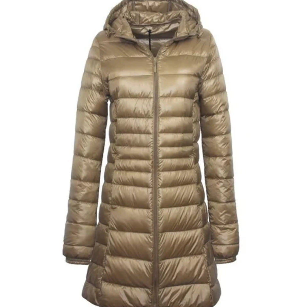 Glänzende lange Puffer-Winterjacke - leichter, warmer Mantel für Frauen bei kaltem Wetter