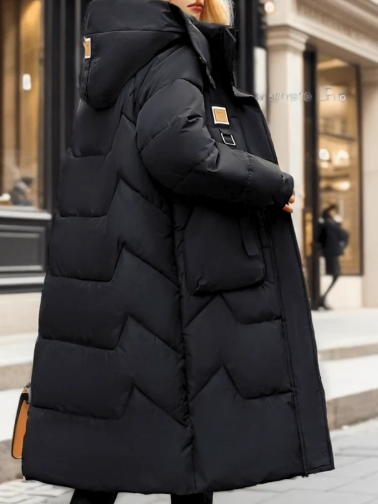 Glänzende Damen-Puffer-Winterjacke - lang geschnitten mit Reißverschluss