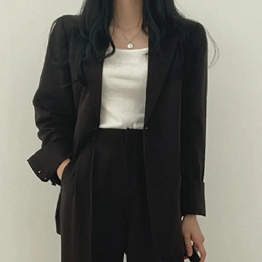 Vielseitiges Hosenanzug-Set - Blazer und gerade geschnittene Hose für Frauen