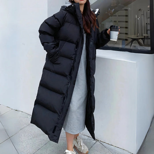 Isolierte Winterjacke - Warmer Damenmantel mit hohem Kragen