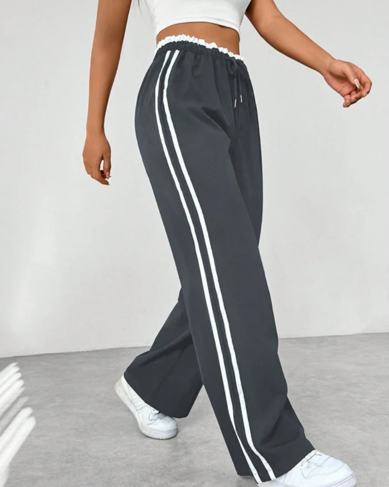 Jogginghose mit weitem Bein – Damenhose mit doppelten Seitenstreifen