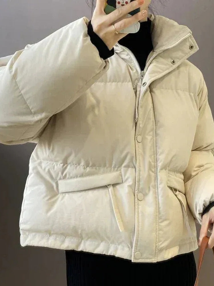 Klassische Damen-Winterjacke – Glänzende Optik, bequem zu tragen