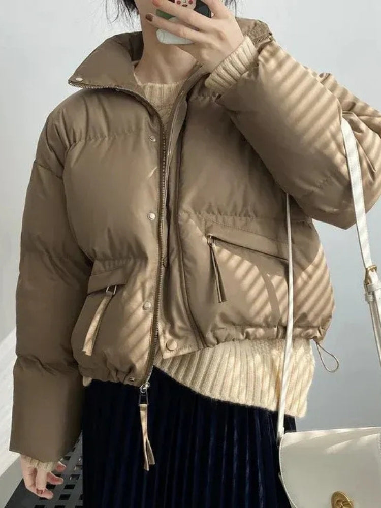 Klassische Damen-Winterjacke – Glänzende Optik, bequem zu tragen