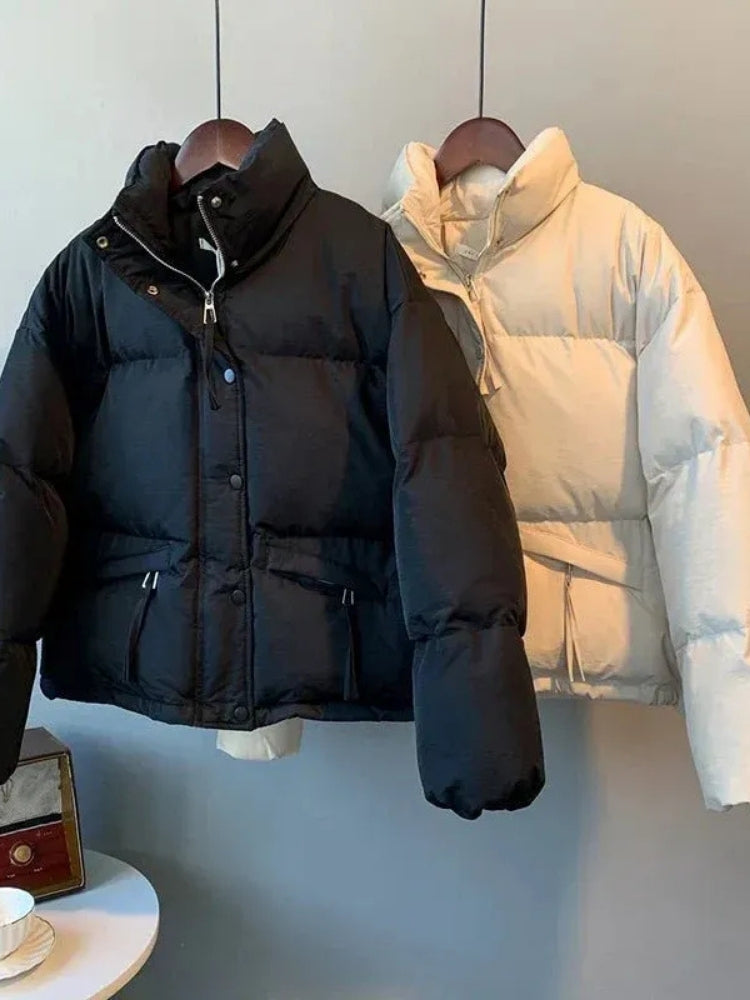 Klassische Damen-Winterjacke – Glänzende Optik, bequem zu tragen