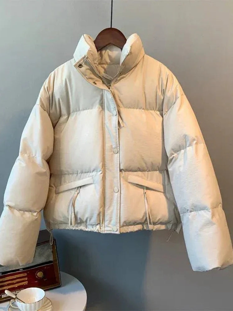 Klassische Damen-Winterjacke – Glänzende Optik, bequem zu tragen