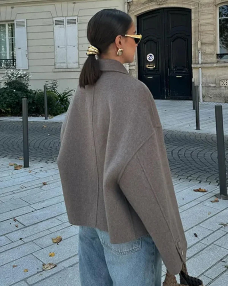 Kurzer Mantel im modernen Stil – Winterjacke Damen mit weiter Passform