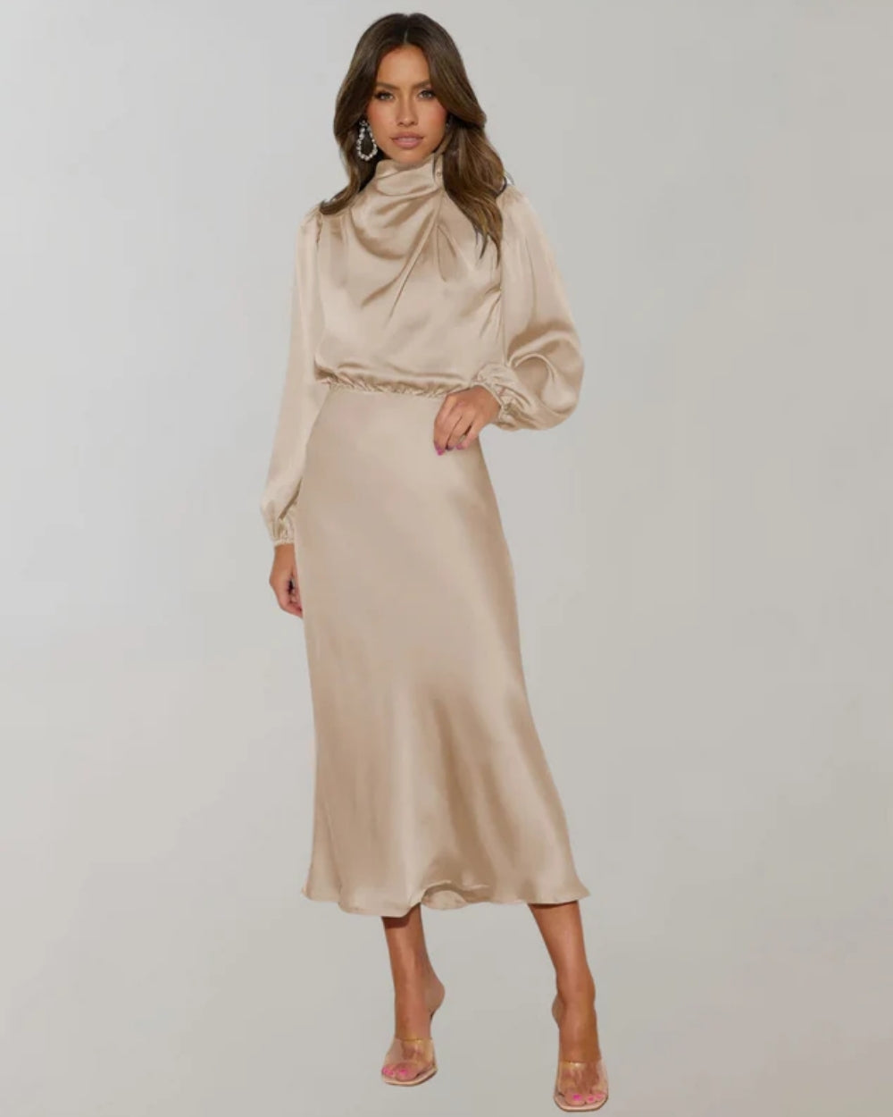 Langärmeliges Kleid - leicht zu stylen für formelle Anlässe