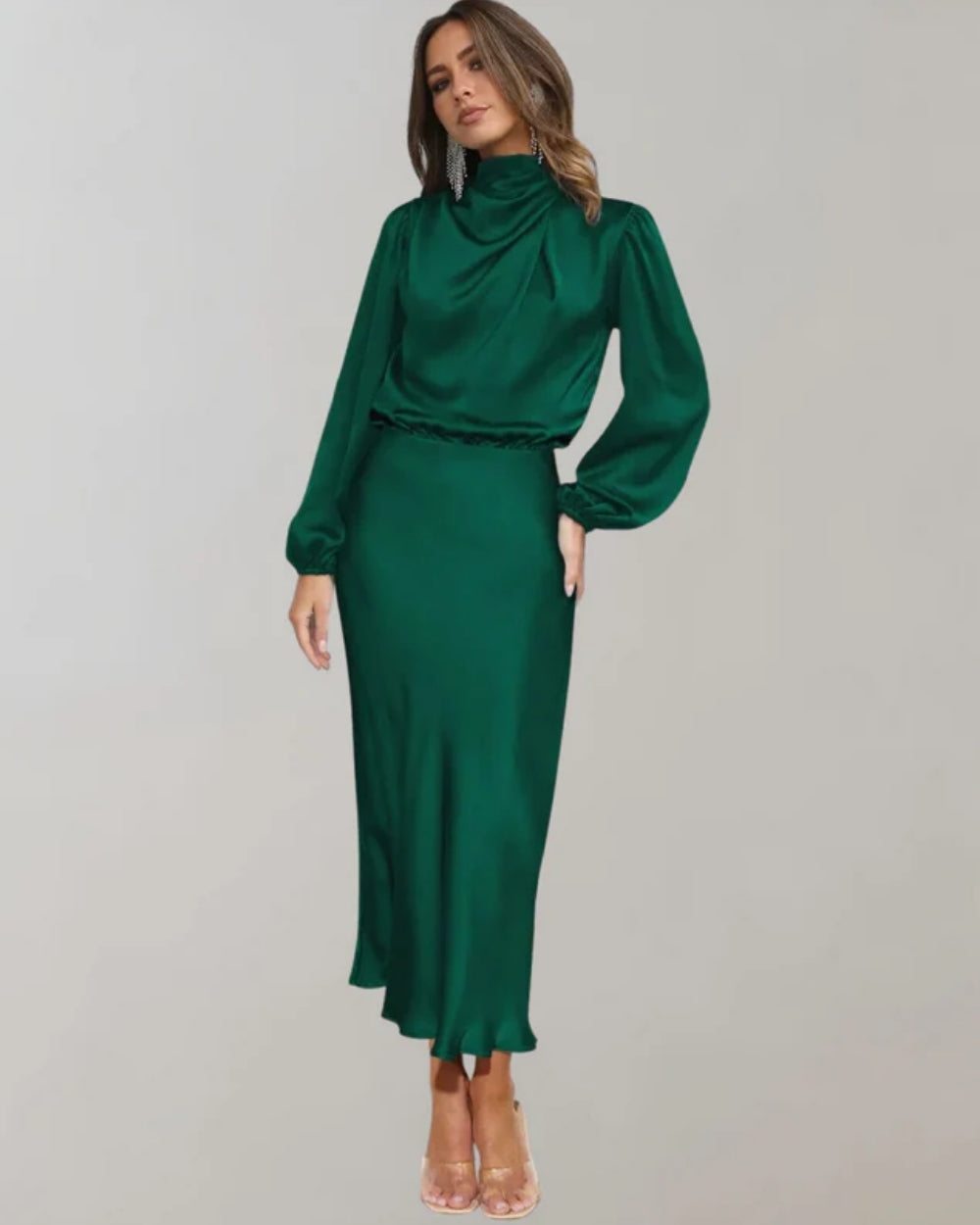 Langärmeliges Kleid - leicht zu stylen für formelle Anlässe