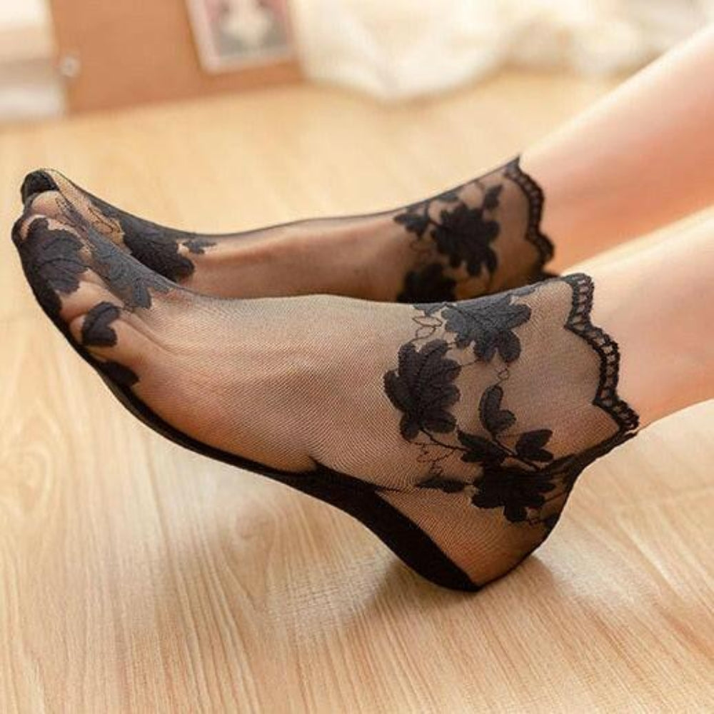 Leichte Socken aus Spitze - dünnes, florales, niedrig geschnittenes Paar für Frauen