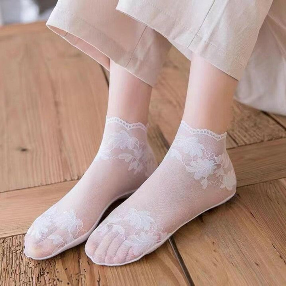 Leichte Socken aus Spitze - dünnes, florales, niedrig geschnittenes Paar für Frauen