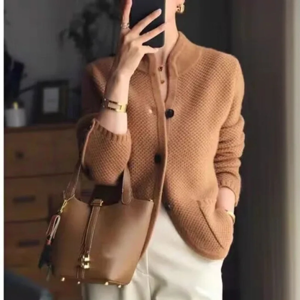 Leichte Strickjacke für Frauen – Halber Rollkragen mit moderner Passform