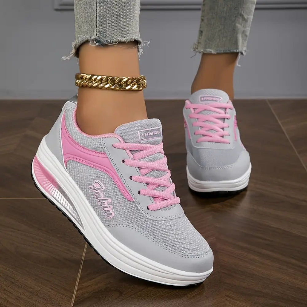 Low-Top Sneaker mit erhöhter Sohle – Alltagstaugliche Schuhe für Damen