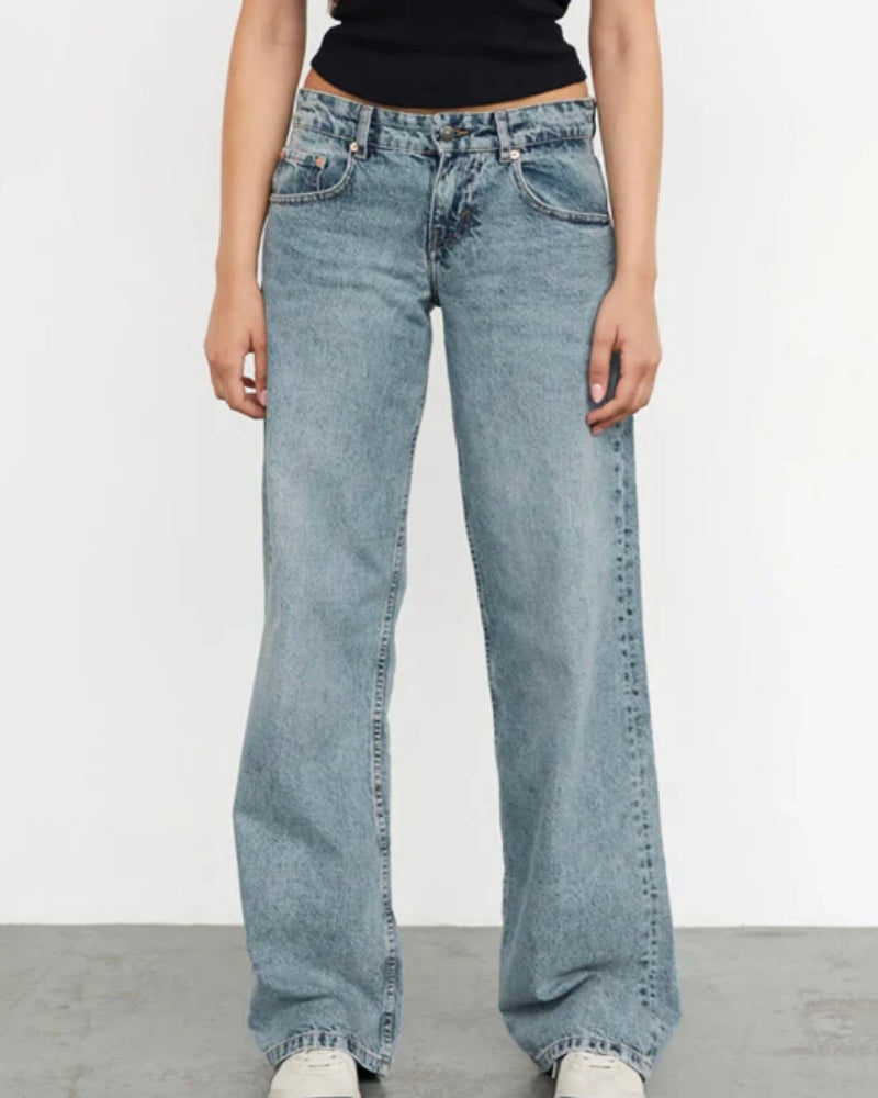 Low Waist Baggy Jeans für Damen – Trendiger Streetwear-Look im Y2K-Stil
