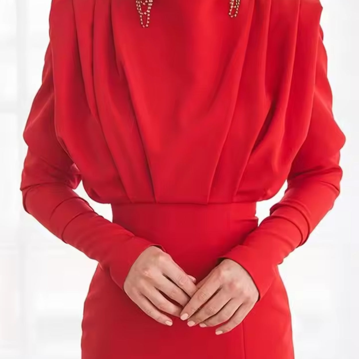 Party Maxikleid - Langärmeliges Modell mit Seitenschlitz für besondere Anlässe