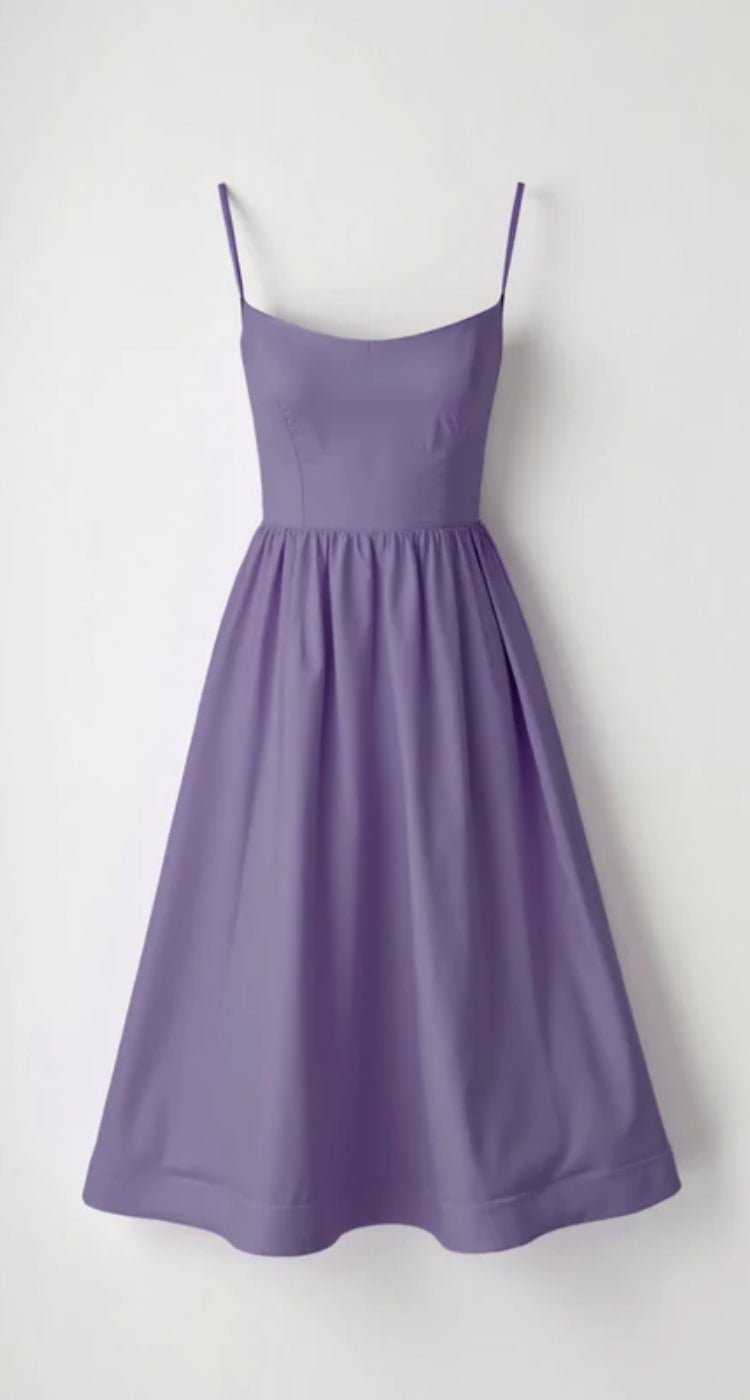 Midikleid in A-Linie mit Spaghetti-Trägern - ärmelloser V-Ausschnitt