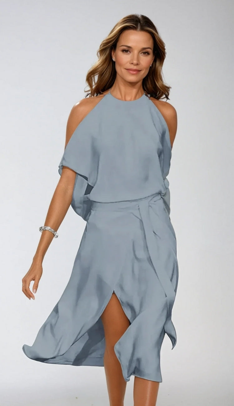 Midikleid mit kalten Schultern - hoch geschlitzt und mit Neckholder