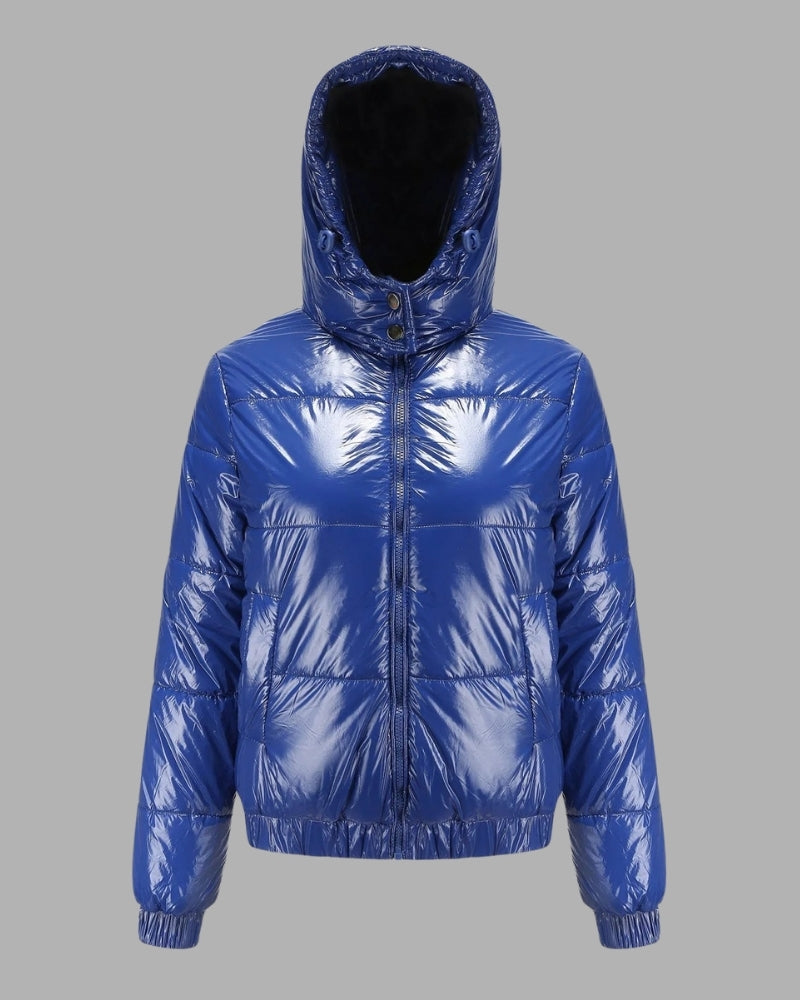 Puffer Winterjacke – glänzende Damenoberbekleidung für kaltes Wetter