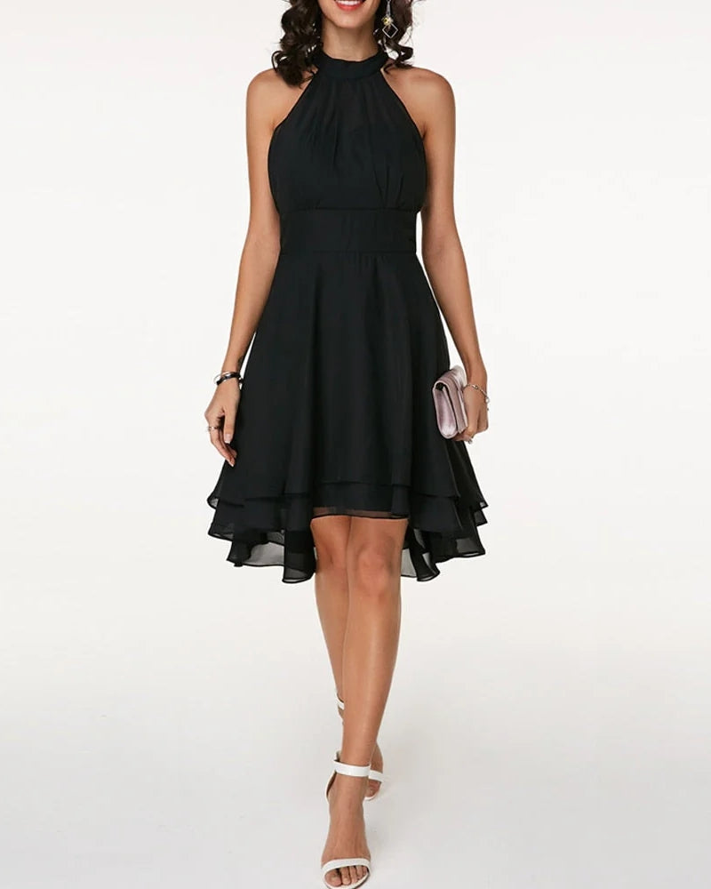 Rüschenkleid – Stilvolles Damenkleid mit Details an Saum und Ärmeln