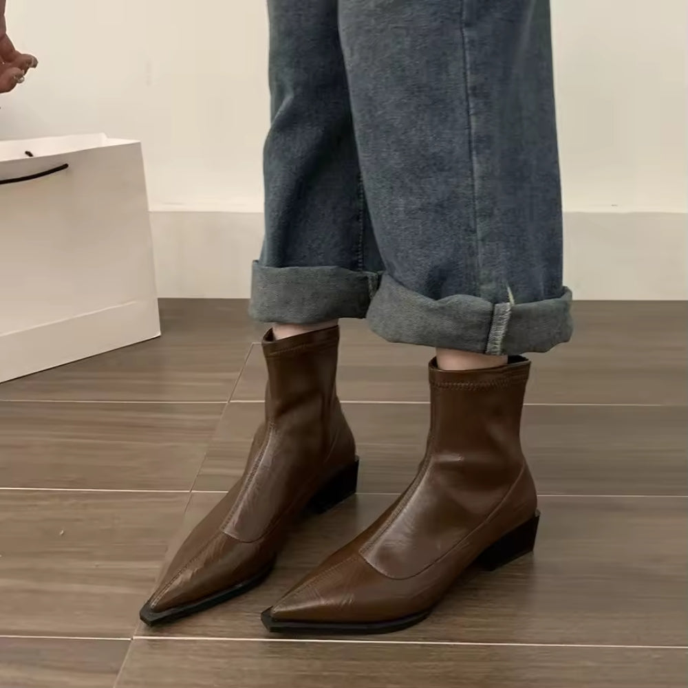 Spitze Stiefeletten für Damen – Schuhe für Büro und Abend