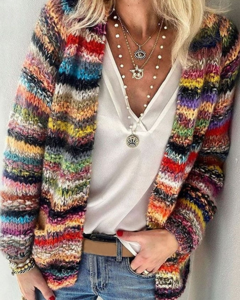 Strickjacke für den Frühling – Stylische Damenjacke mit Knopfleiste