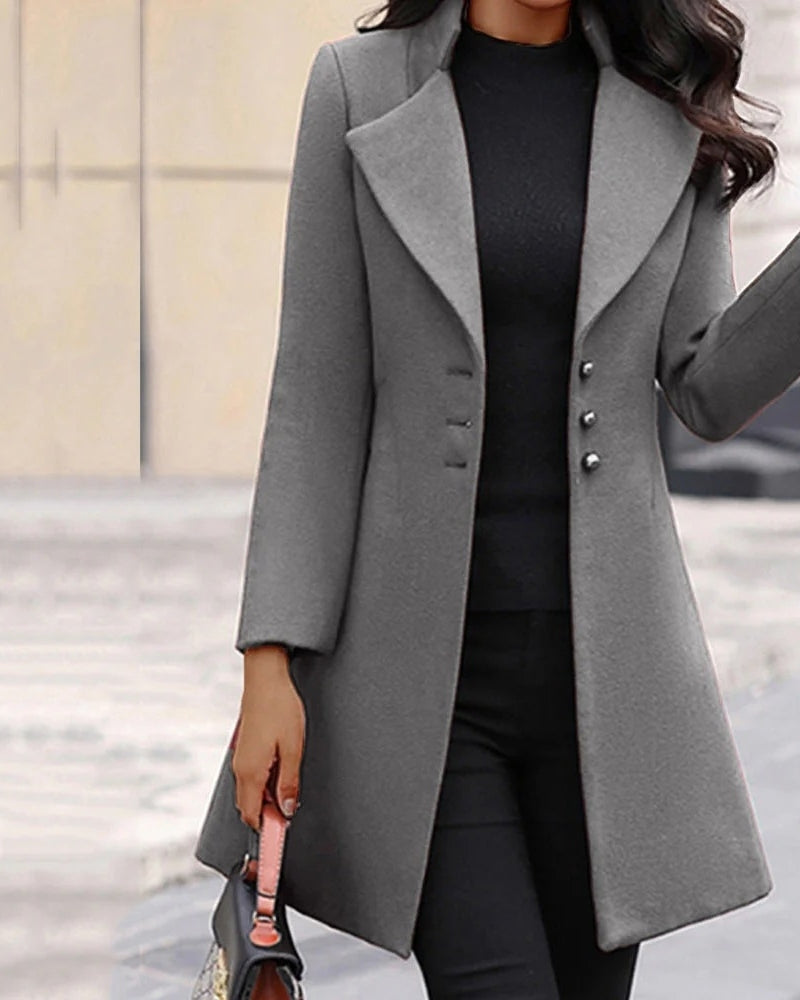 Taillierte Winterjacke für Damen – langer, eleganter Mantel für kalte Tage