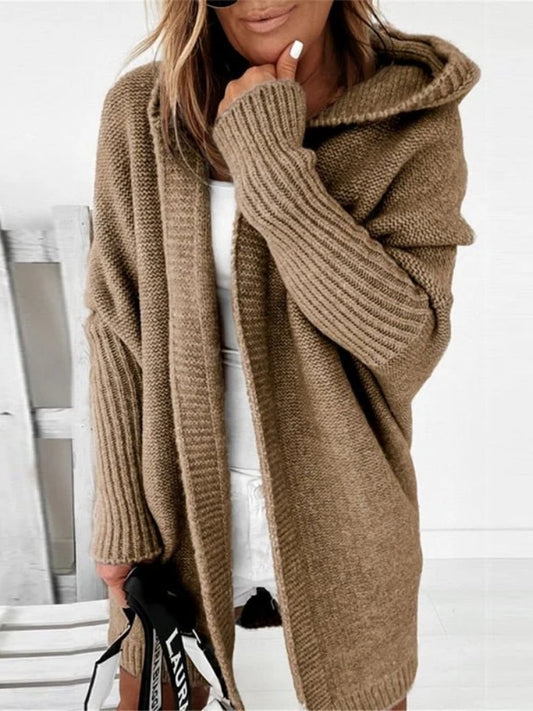 Übergroße Damen-Strickjacke – Wärmend mit Kapuze für kalte Tage
