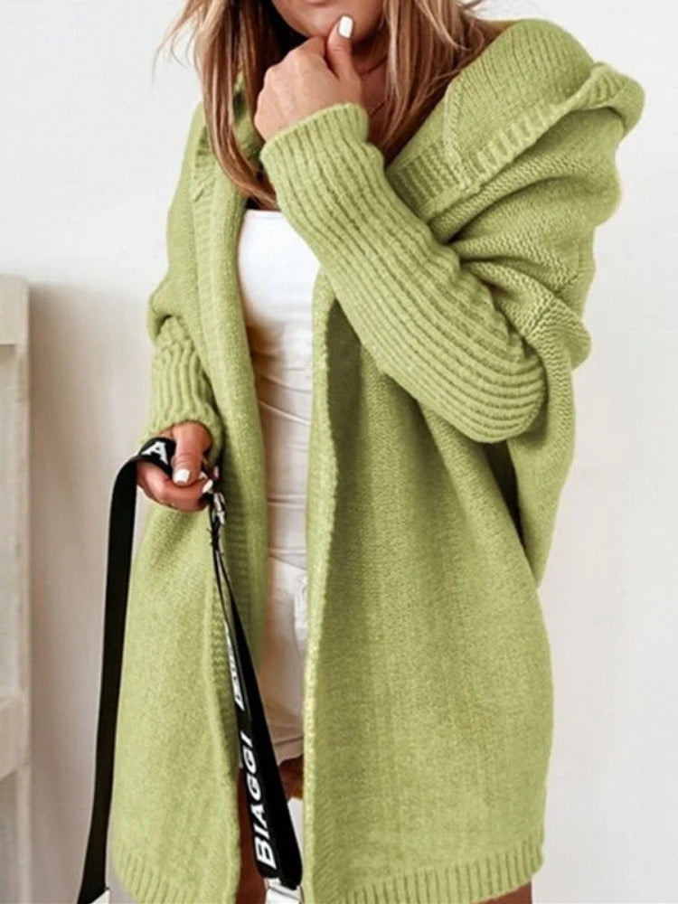 Übergroße Damen-Strickjacke – Wärmend mit Kapuze für kalte Tage