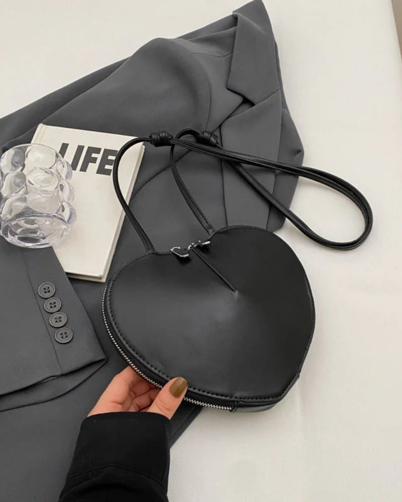 Umhängetasche in Herzform - kompakte Umhängetasche für den täglichen Gebrauch