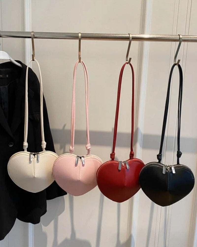 Umhängetasche in Herzform - kompakte Umhängetasche für den täglichen Gebrauch