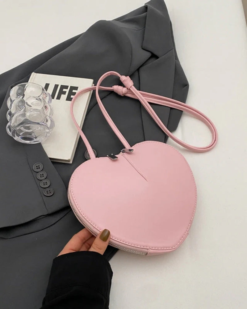 Umhängetasche in Herzform - kompakte Umhängetasche für den täglichen Gebrauch