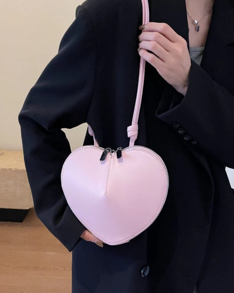 Umhängetasche in Herzform - kompakte Umhängetasche für den täglichen Gebrauch