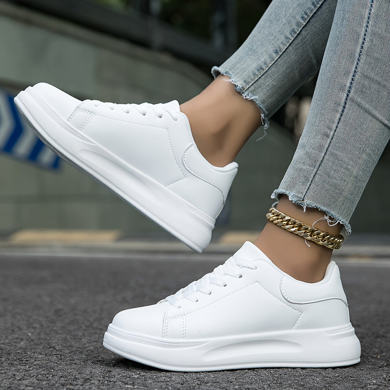 Weiße Laufschuhe Damen – Rutschfeste Freizeitschuhe mit Schnürsenkeln und Minimalistischem Design