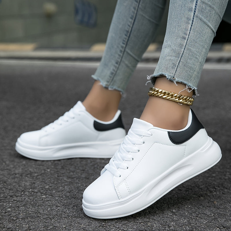 Weiße Laufschuhe Damen – Rutschfeste Freizeitschuhe mit Schnürsenkeln und Minimalistischem Design