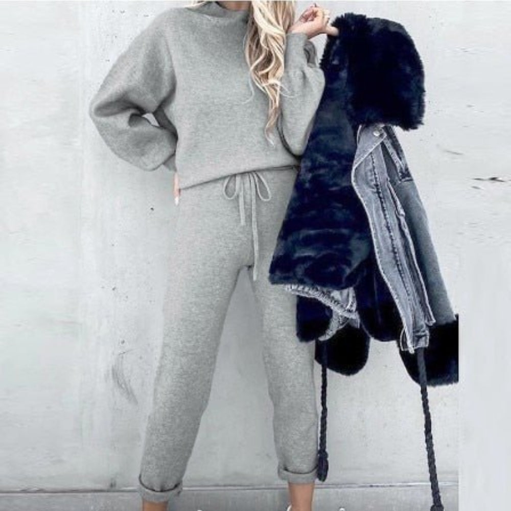 Zweiteiliges Set für Damen - Stylisches Pullover-Oberteil und lässige Hose